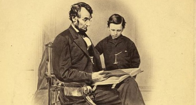 abraham lincoln reading